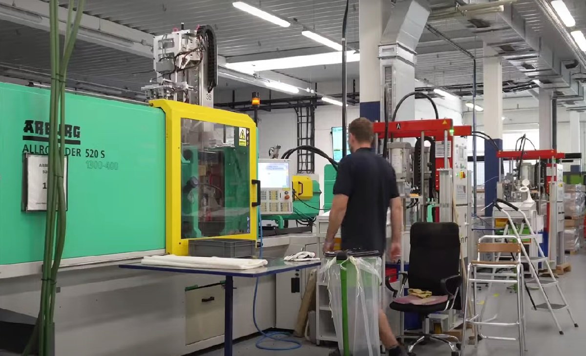 SICO Silicone si díky systému MANTA usnadnilo automatizaci výrobních procesů SICO Silicone si díky systému MANTA usnadnilo automatizaci výrobních procesů